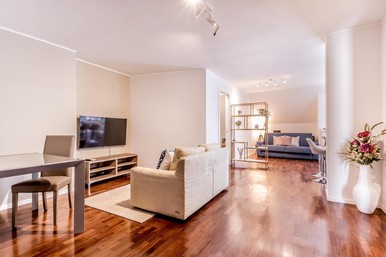 Bbhome Penthouse Bright And Elegant Metro Conca D'Oro Rome Luaran gambar