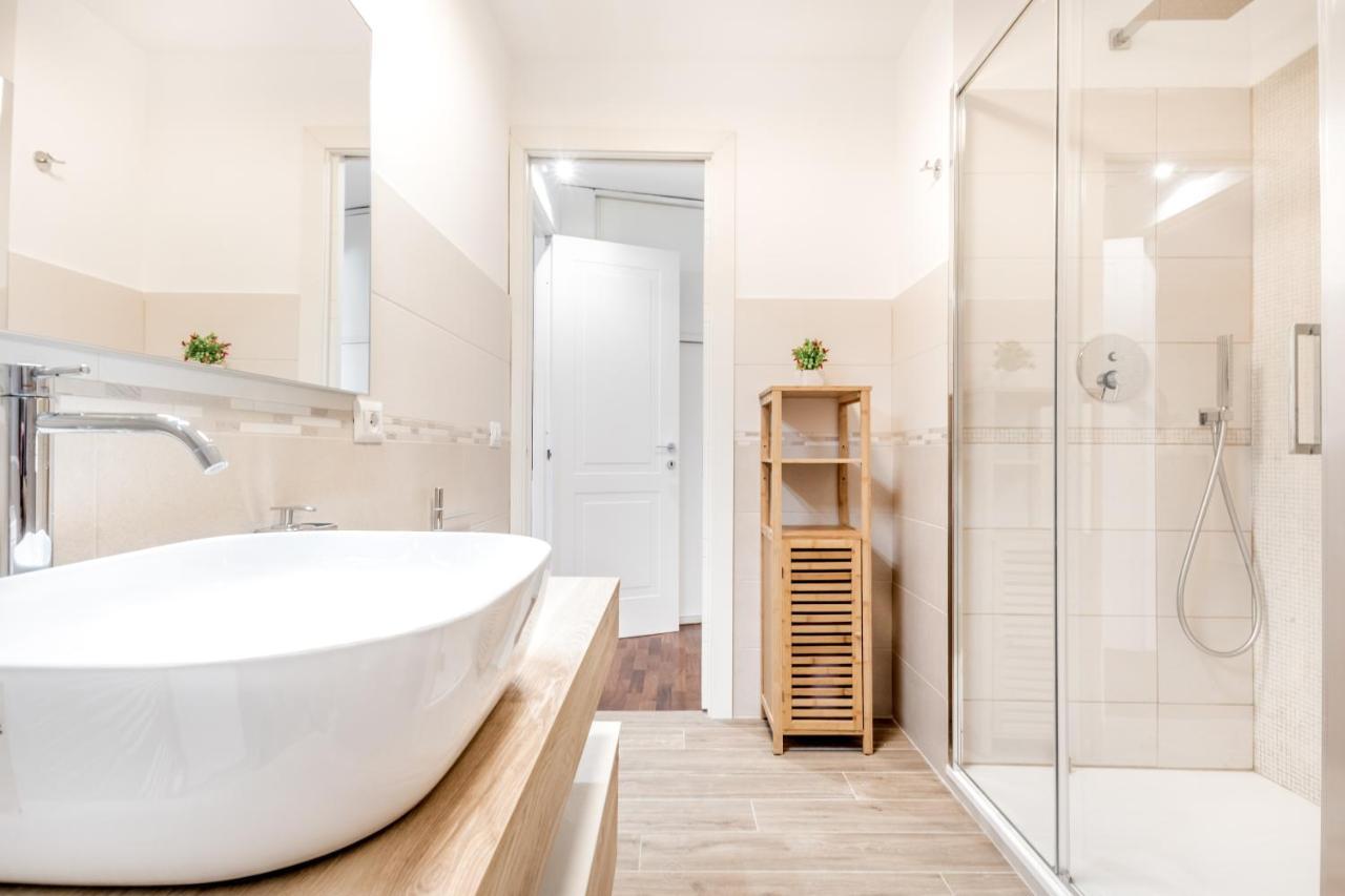 Bbhome Penthouse Bright And Elegant Metro Conca D'Oro Rome Luaran gambar